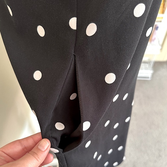 JACQUI E | B & W Polka Dot Shift Dress | Size 10 | Preloved - Picture 10 of 11